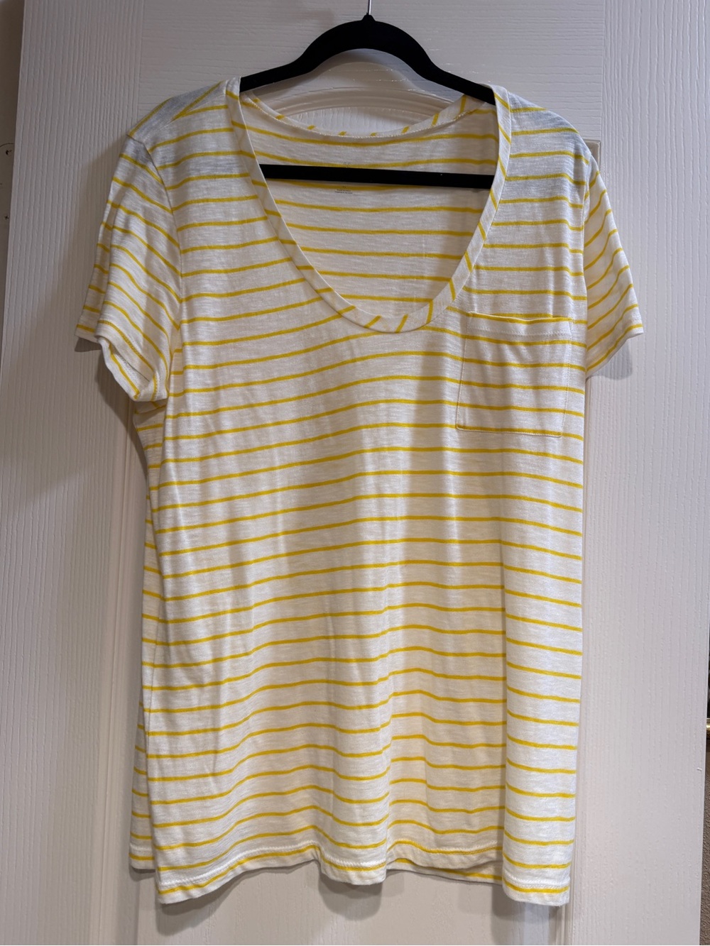 Caslon Rounded V-Neck Pocket T-Shirt